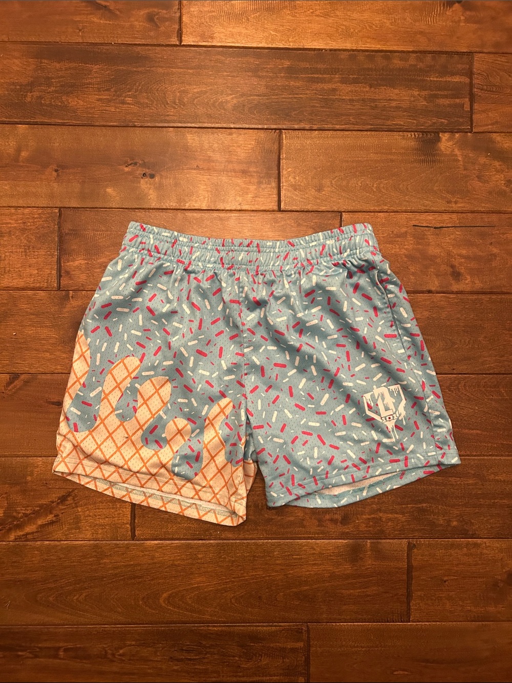 Men’s Small Blue Ice Cream Print Swim Shorts